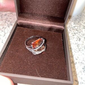 AMBER TOPAZ DIAMOND ZIRCONIAS AND HEMATITE PLATING RING BOMB PARTY🧡